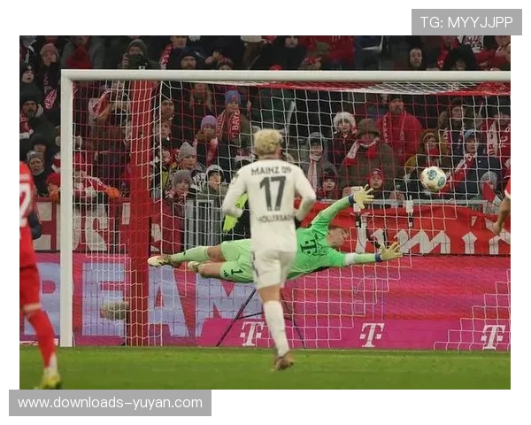 波图尔斯基头球破门，美因茨小将闪耀安联球场